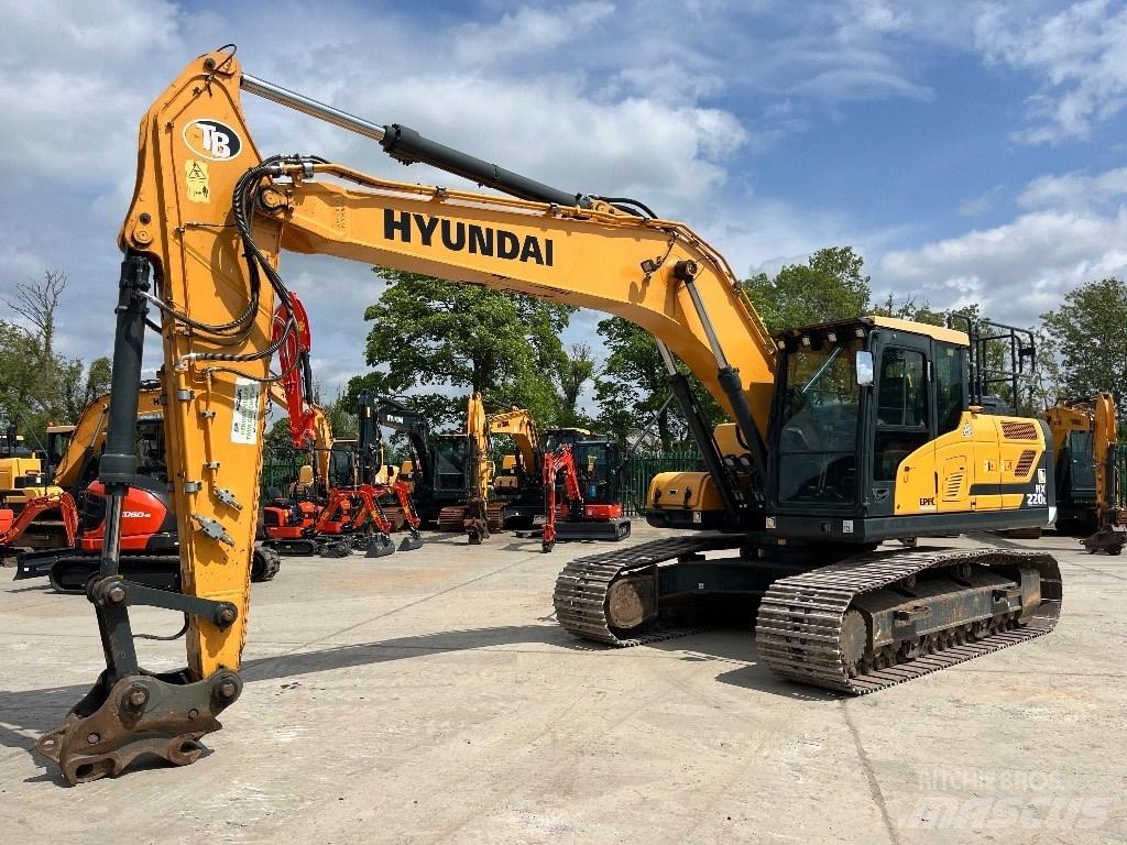Hyundai HX 220 L Lánctalpas kotrók