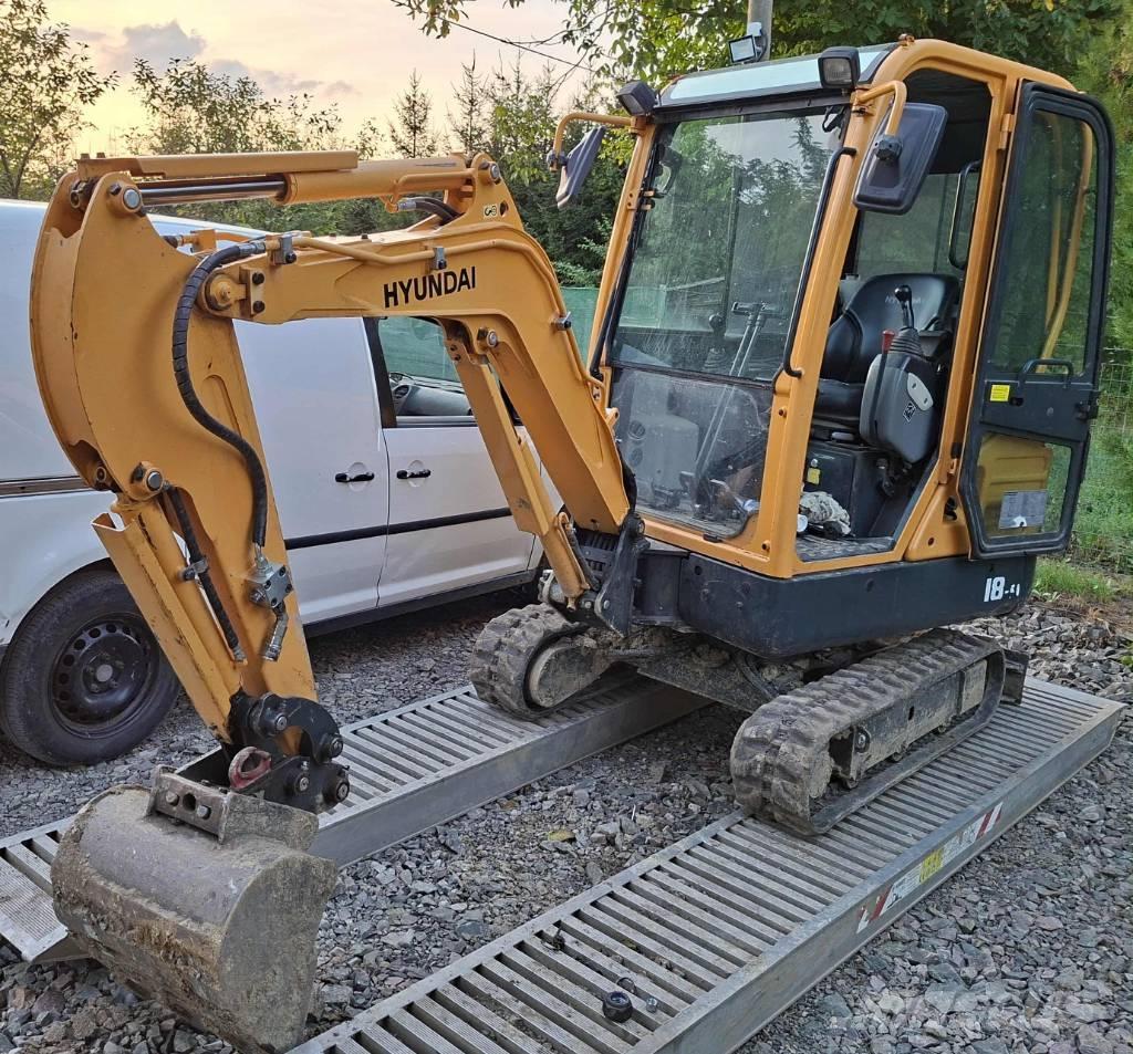 Hyundai R18-9 Mini kotrók < 7t