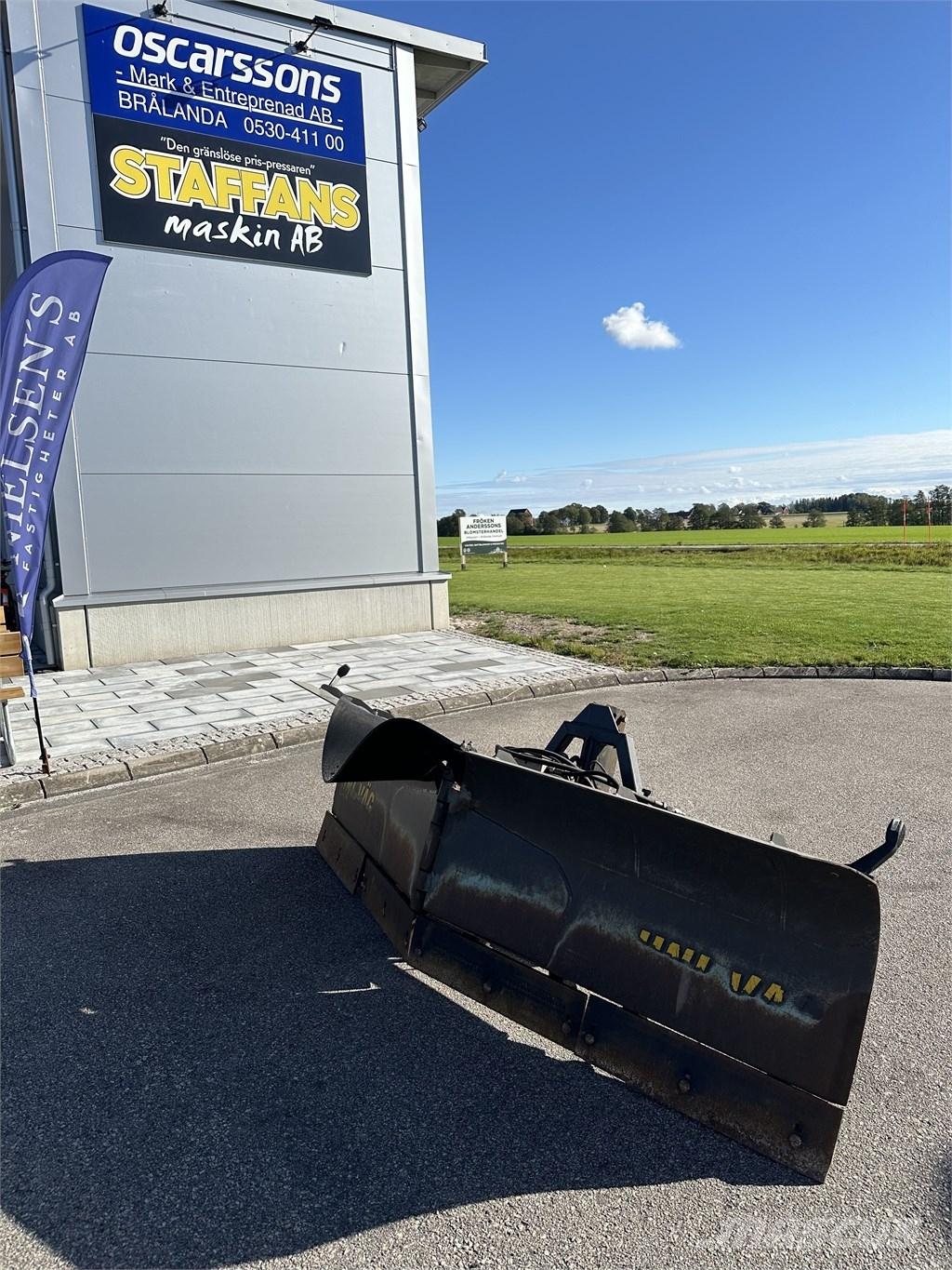 Uni-väg UV280 Hóeltakarítók