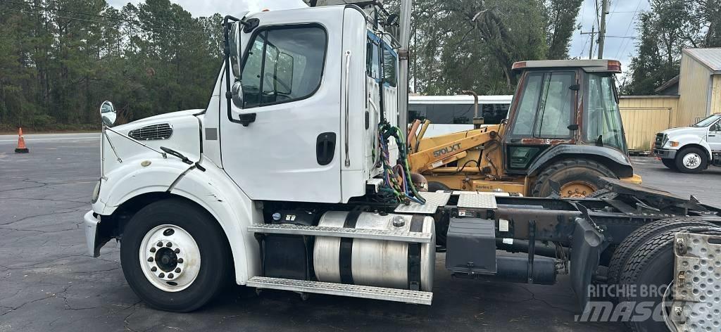 Freightliner M2 112 Nyergesvontatók