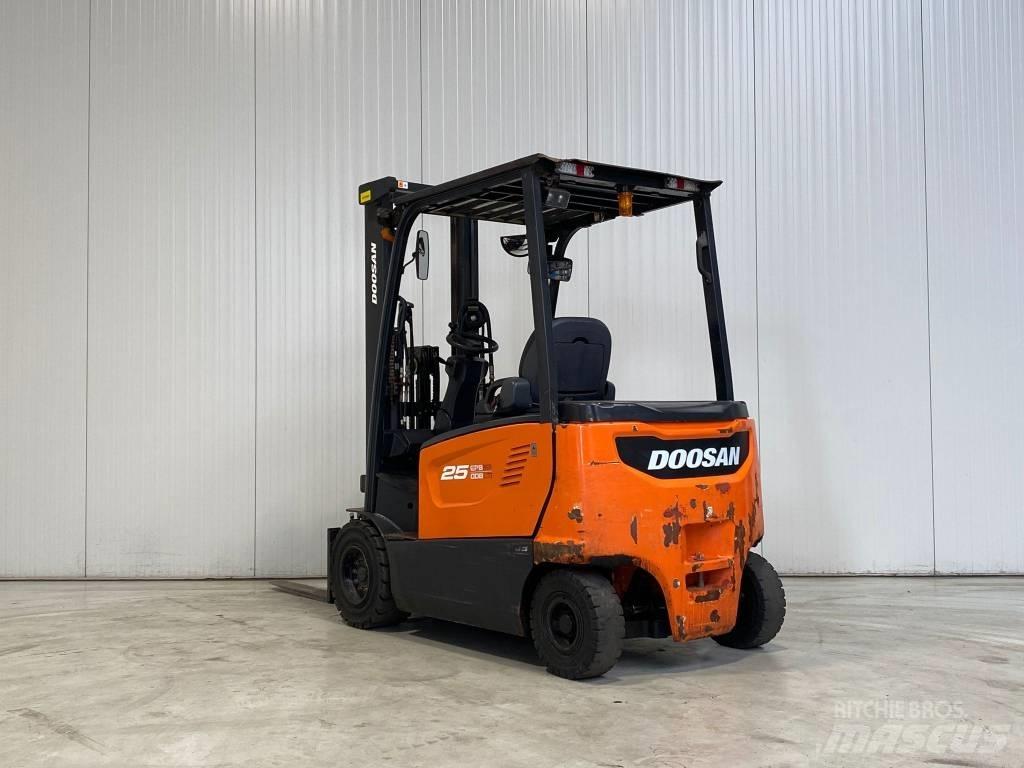 Doosan B25X-7 Elektromos targoncák
