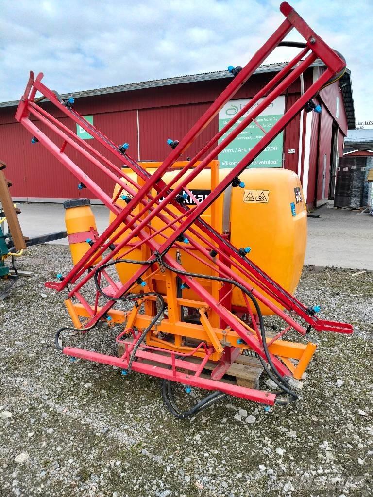 Junkkari 900 / 12 Rögzített trágyaszórók