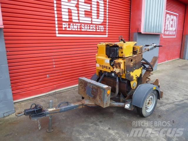 Terex MBR 71 Egydobos hengerek