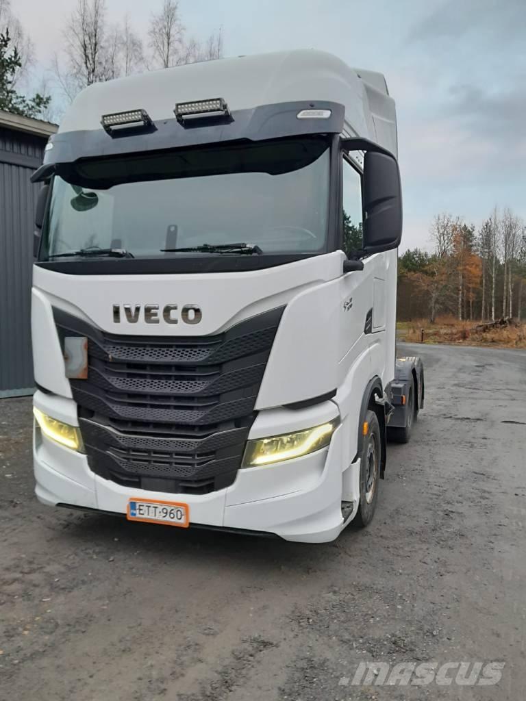 Iveco S-Way AS 440 Nyergesvontatók