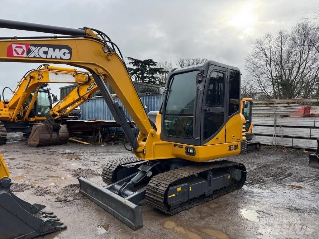 XCMG XE 60 DA Mini kotrók < 7t