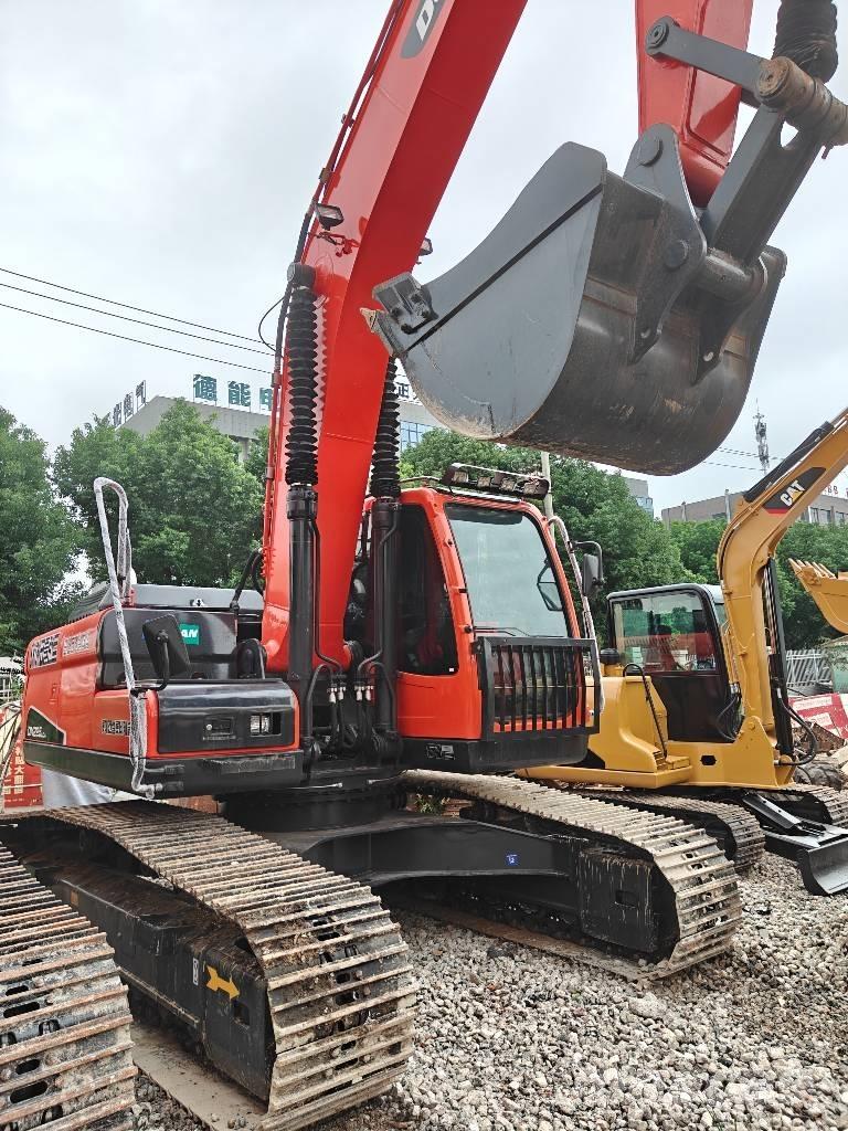 Doosan DX 225 LC-9C Lánctalpas kotrók