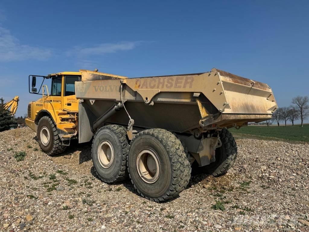 Volvo A 25 D Csuklósdömperek