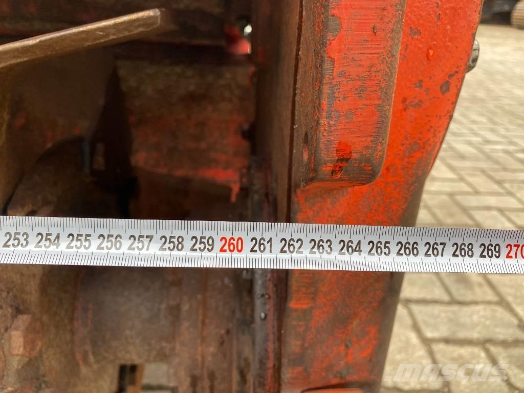 Kuhn Packo Kardánhajtású ekék és Forgó-boronák