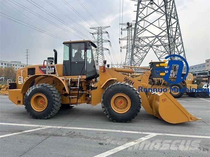 CAT 966H Gumikerekes homlokrakodók