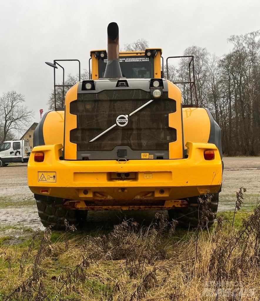 Volvo L 250 G Gumikerekes homlokrakodók