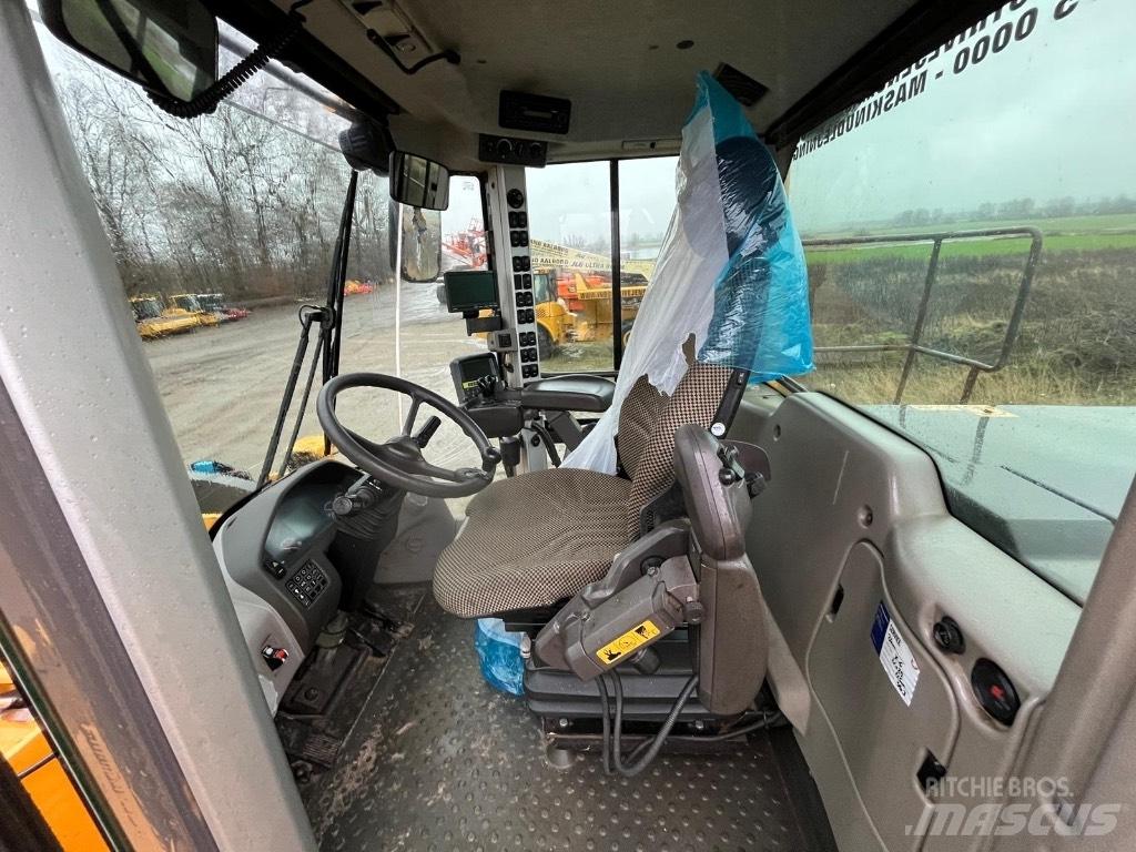 Volvo L 250 G Gumikerekes homlokrakodók