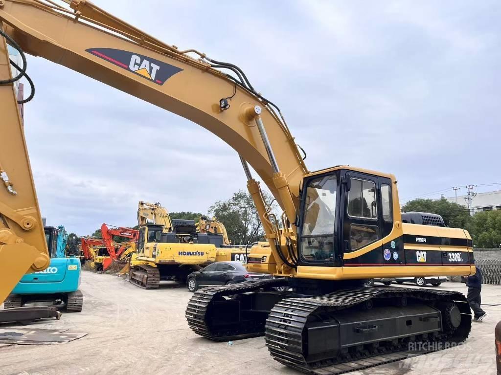 CAT 330 B Lánctalpas kotrók