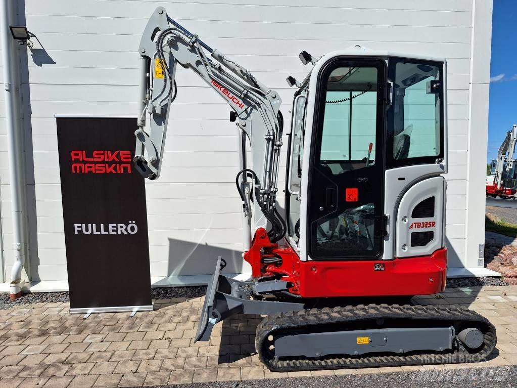 Takeuchi TB325R Mini kotrók < 7t