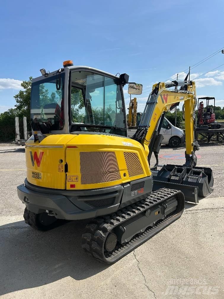 Neuson ET42 Mini kotrók < 7t