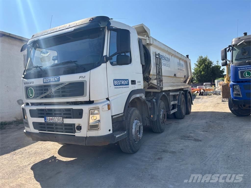 Volvo FM 440 8X4 Billenő teherautók