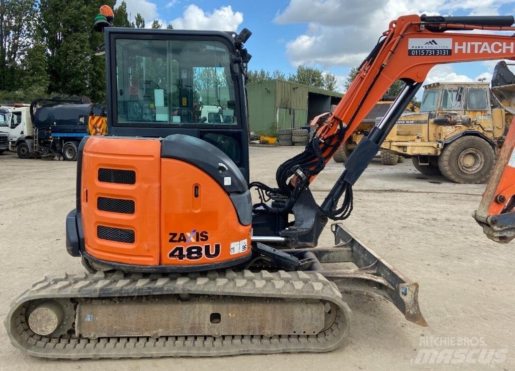 Hitachi ZX 48 U Mini kotrók < 7t