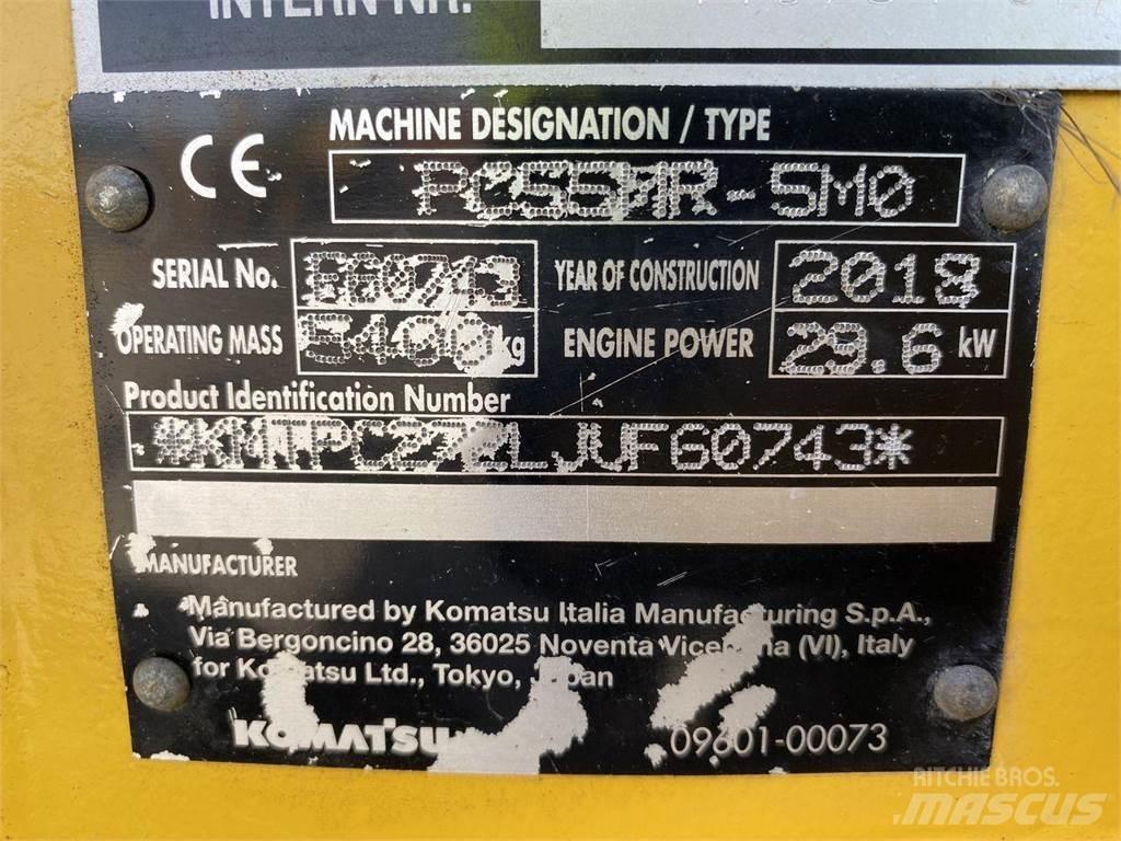 Komatsu PC55MR-5 Gumikerekes kotrók