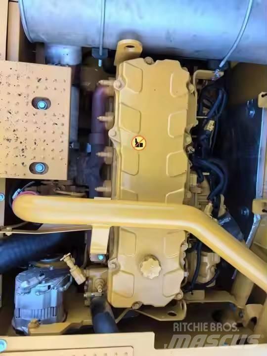 CAT CAT336D2 Közepes (midi) kotrók 7 t - 12 t