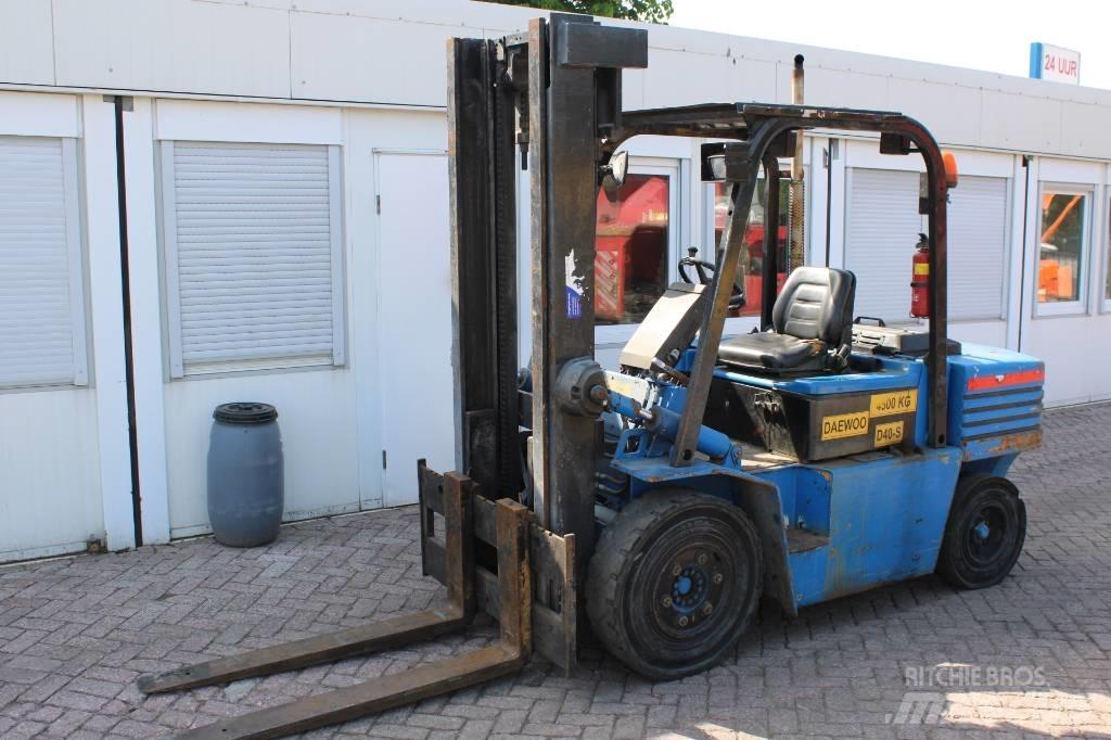 Daewoo D 40 S Dízel targoncák