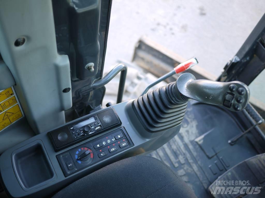 Komatsu PC 80 MR-3 Közepes (midi) kotrók 7 t - 12 t