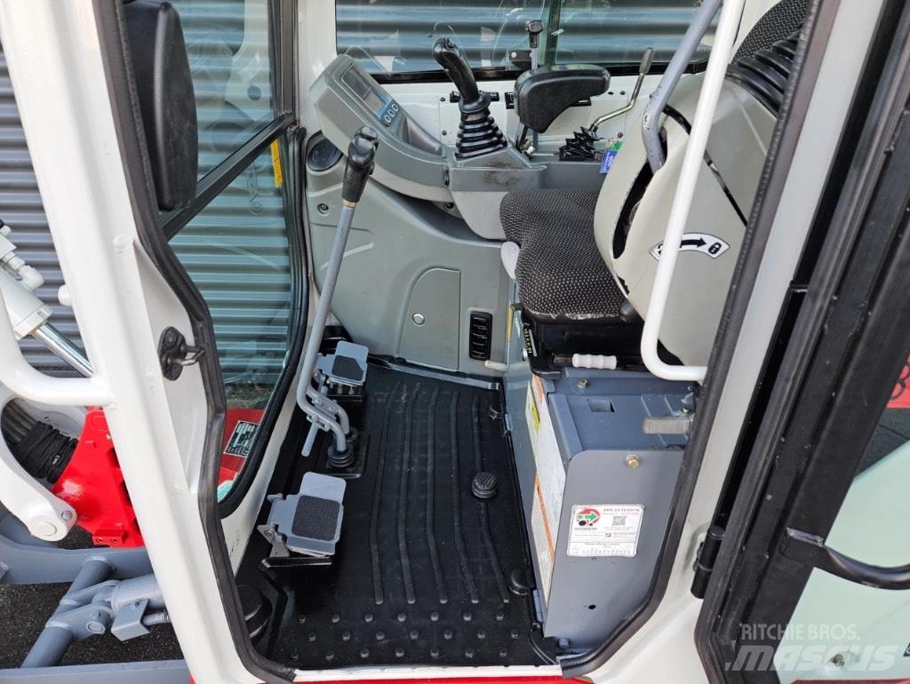 Takeuchi TB 216 Mini kotrók < 7t