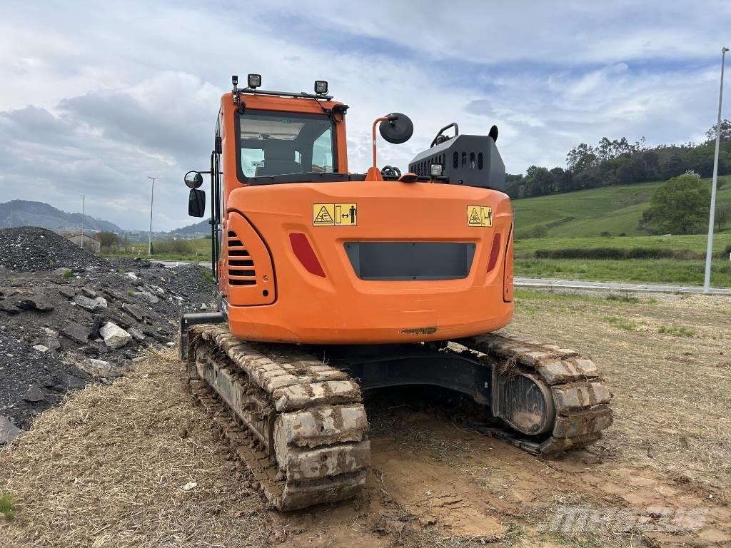Doosan DX 140 Lánctalpas kotrók