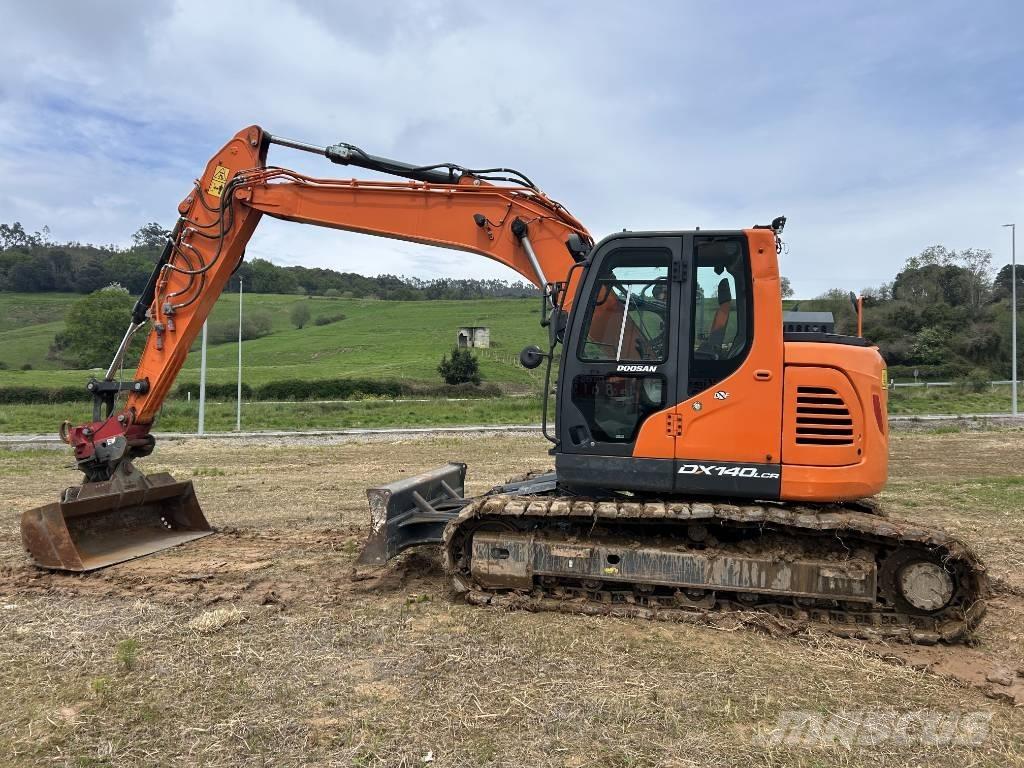 Doosan DX 140 Lánctalpas kotrók