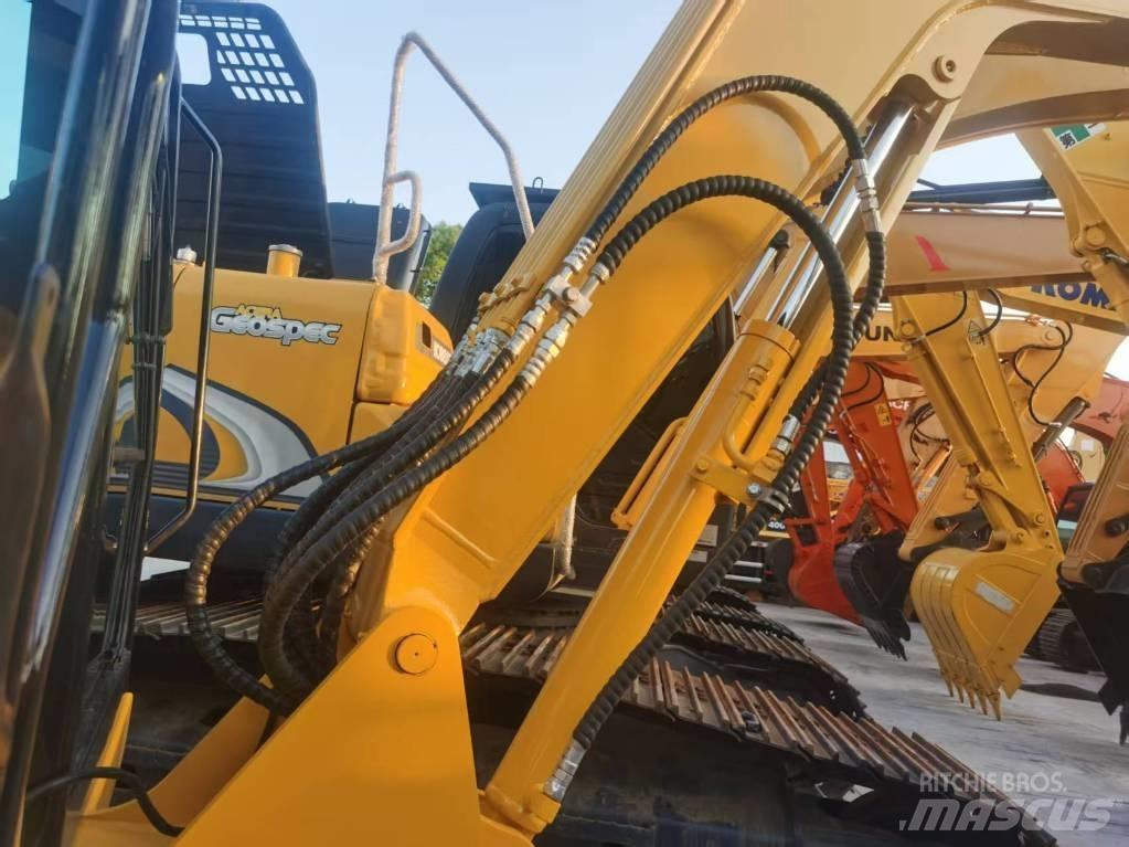 Komatsu PC 56 Lánctalpas kotrók