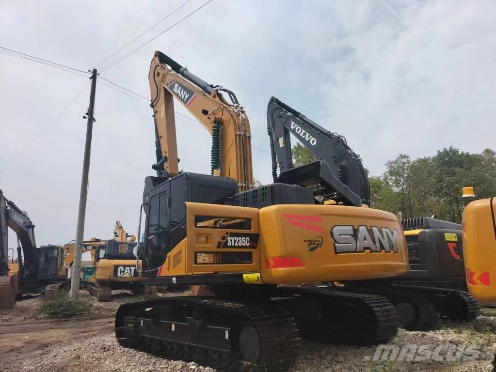Sany SY 235 Lánctalpas kotrók