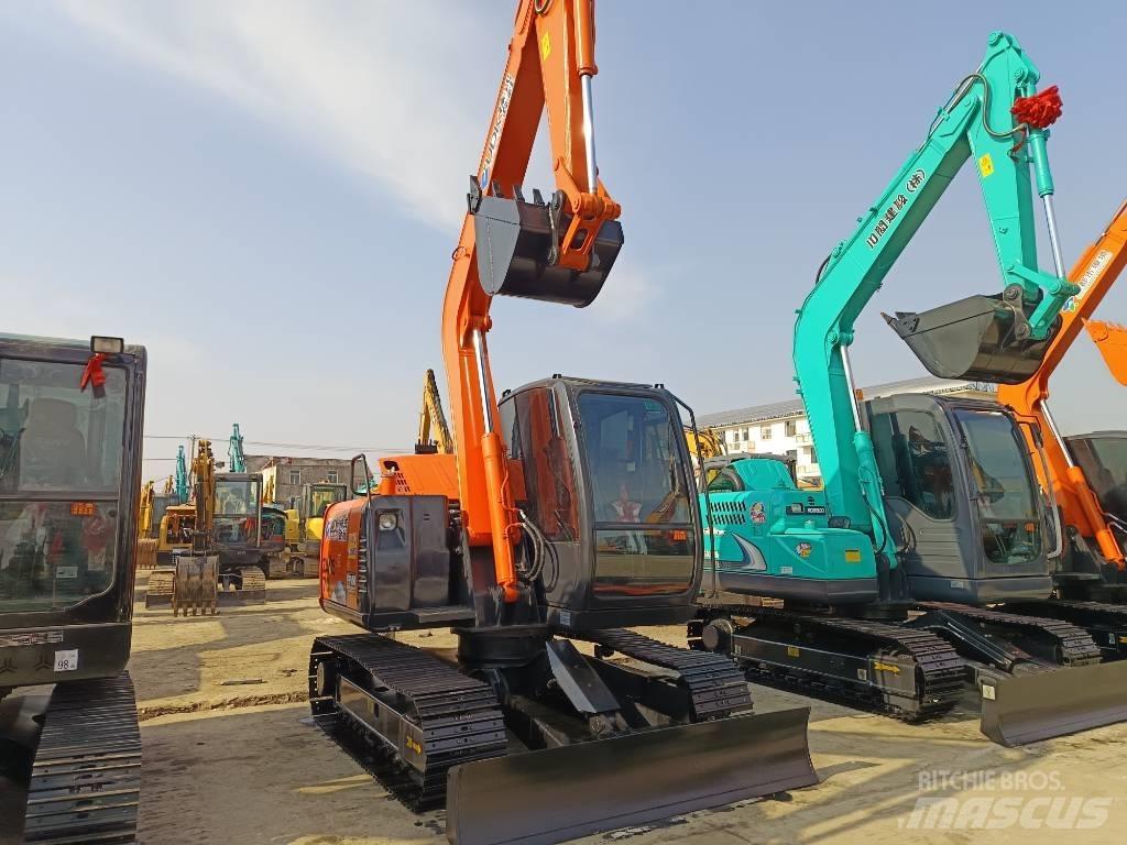 Hitachi ZX 70 Közepes (midi) kotrók 7 t - 12 t