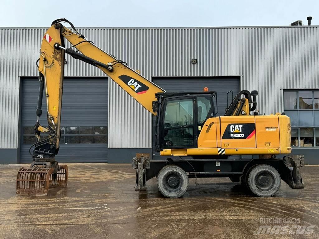 CAT MH3022 Speciális kotrók