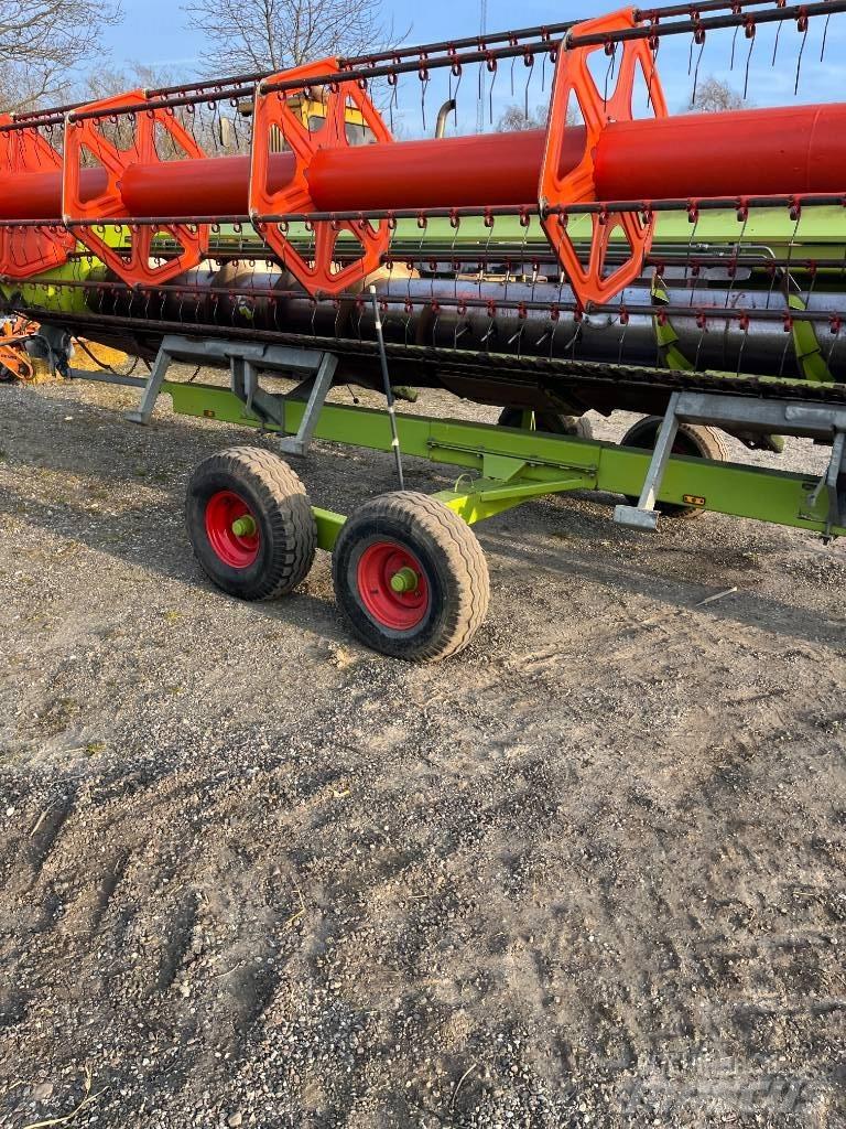 CLAAS LEXION 540 Kombájnok