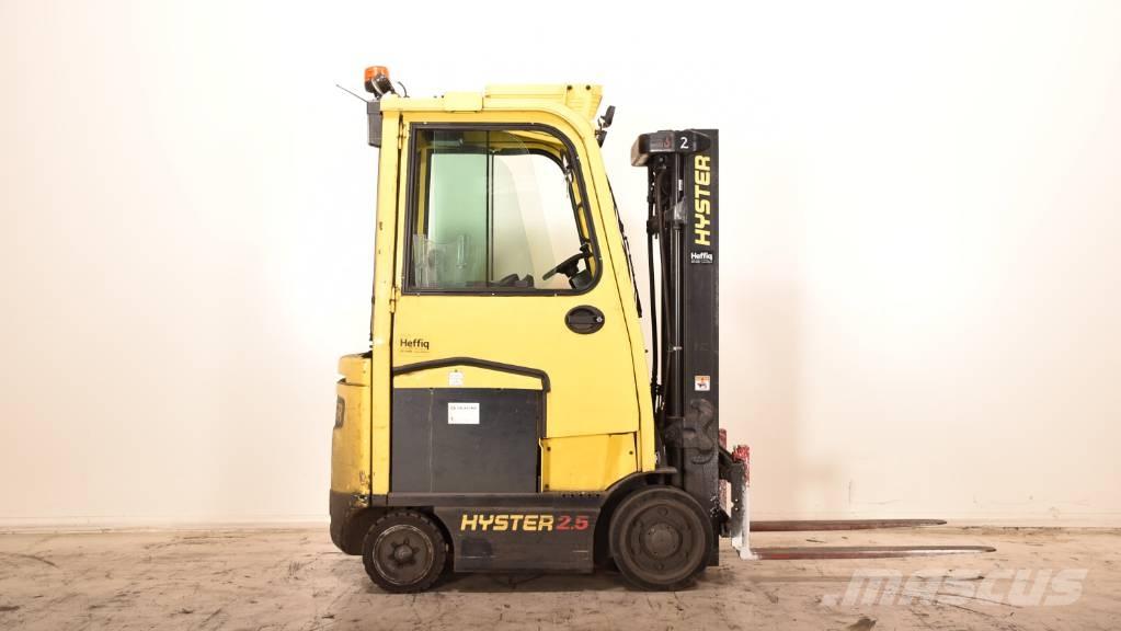 Hyster E2.5XN-80 Elektromos targoncák