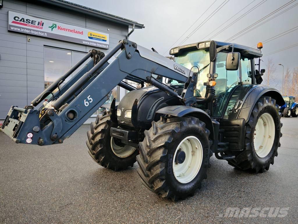 Valtra N 142 Versu Traktorok