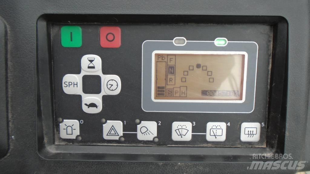 Toyota 8 FB E 15 Elektromos targoncák