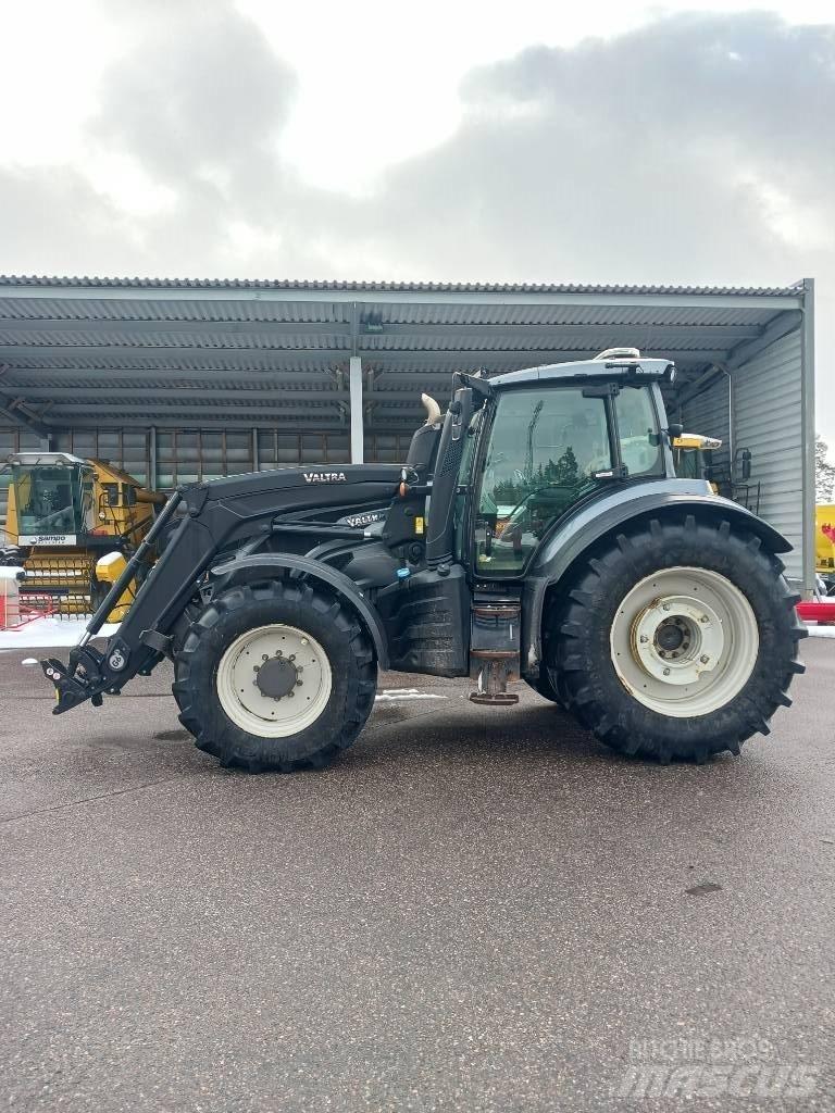 Valtra T 194 Versu Traktorok