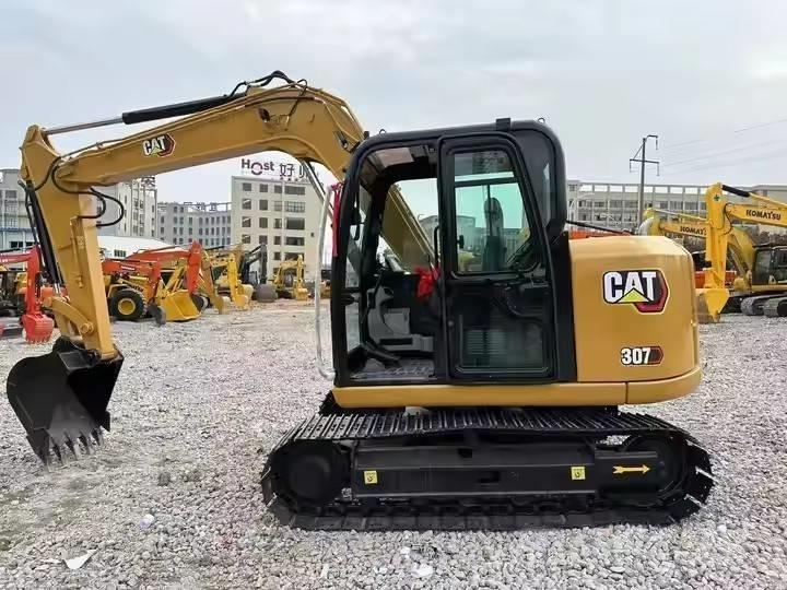 CAT 307 Lánctalpas kotrók
