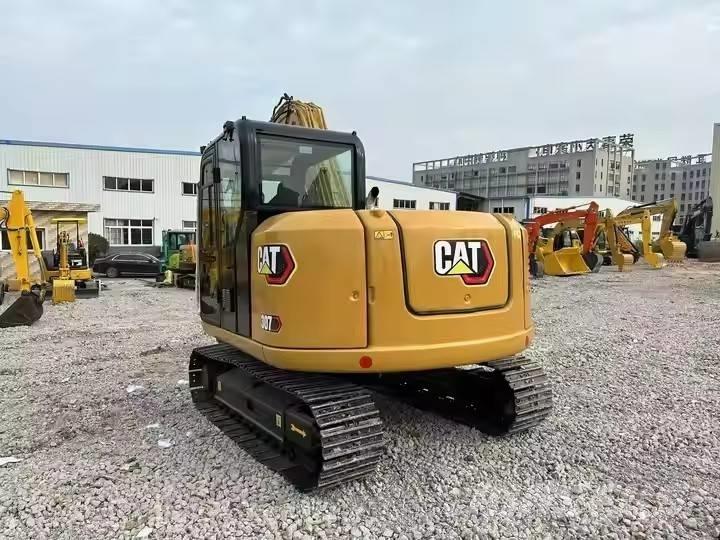 CAT 307 Lánctalpas kotrók