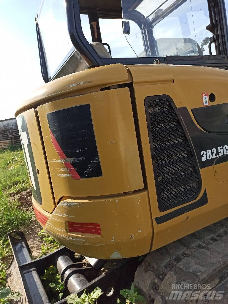 CAT 302.5 C Mini kotrók < 7t