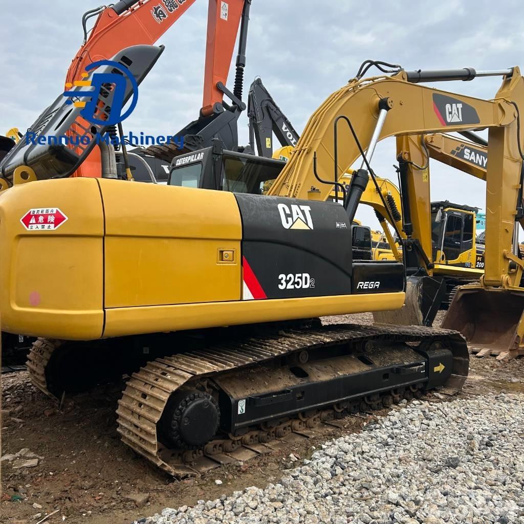 CAT 325D2 Lánctalpas kotrók