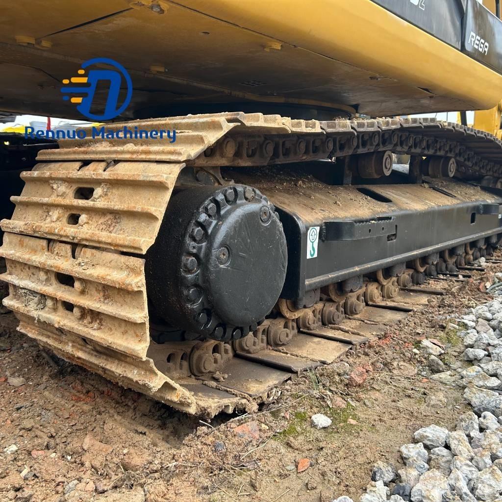 CAT 325D2 Lánctalpas kotrók