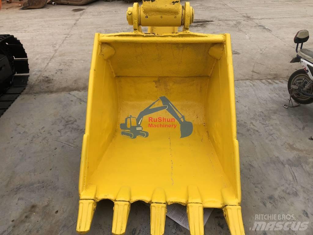 Komatsu PC200-6 Közepes (midi) kotrók 7 t - 12 t