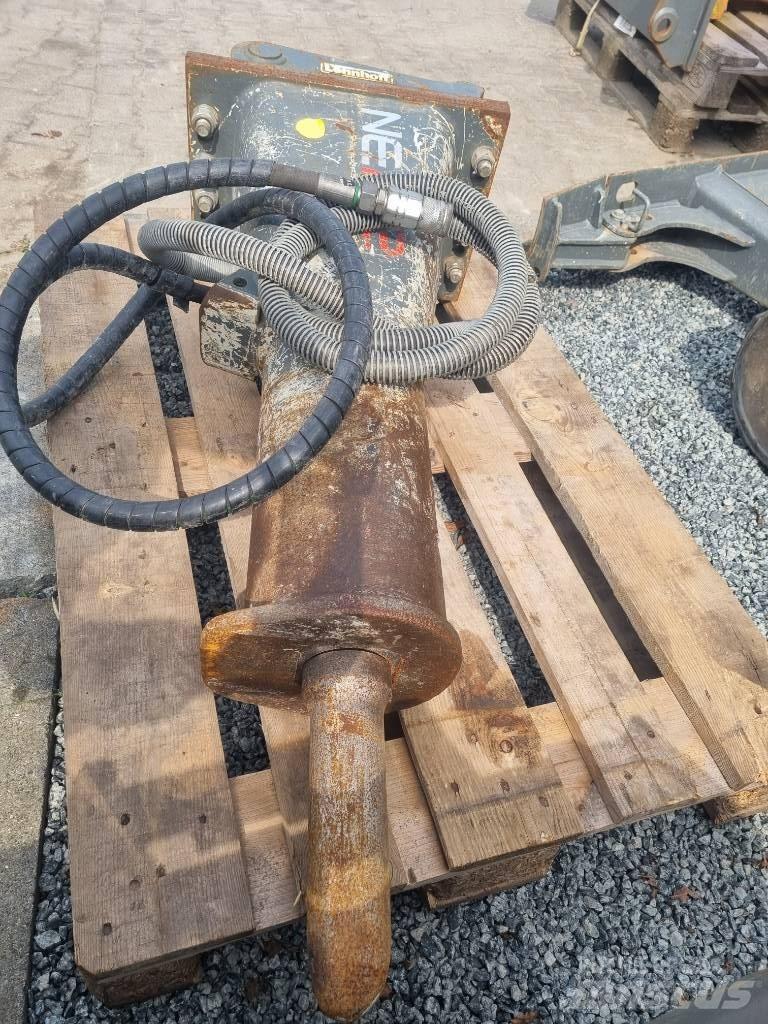 Wacker Neuson NE22 Törő kanalak