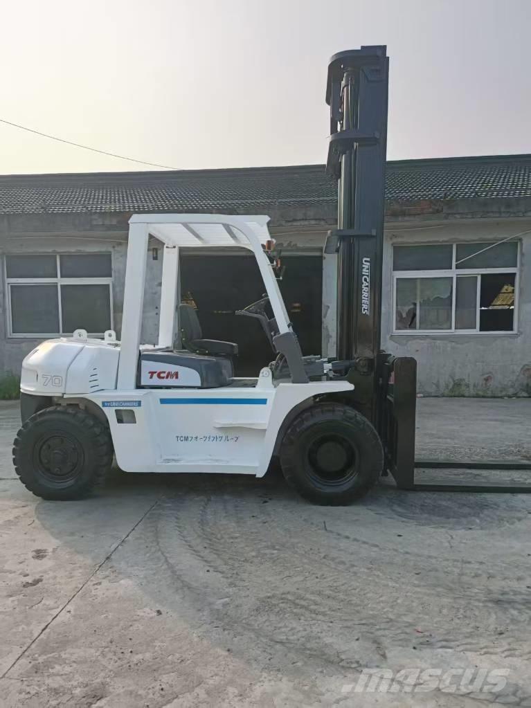 TCM FD 70 Z8 Dobozos teherautók