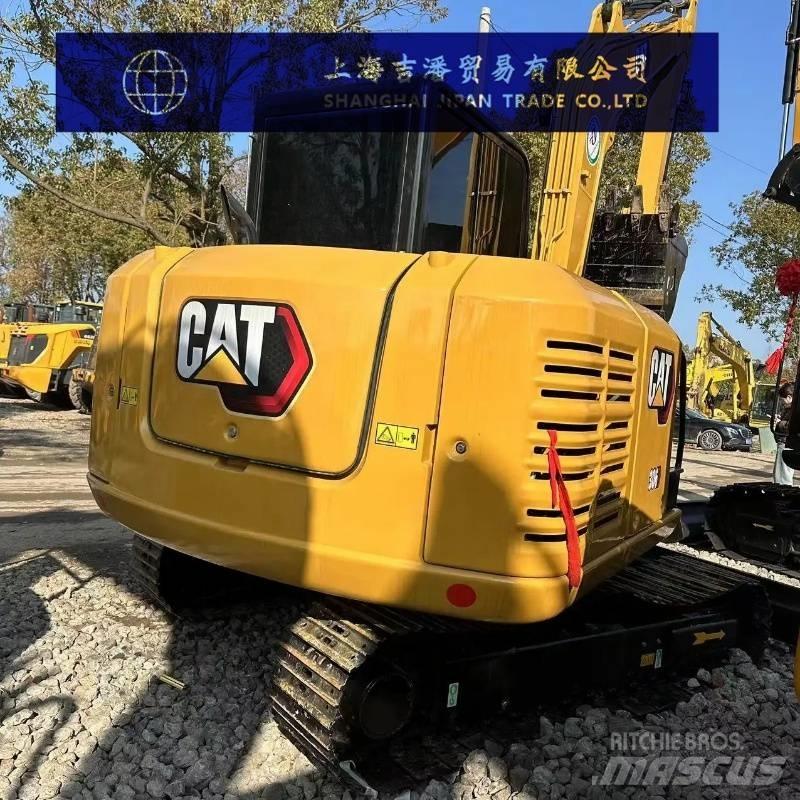 CAT 306 Mini kotrók < 7t