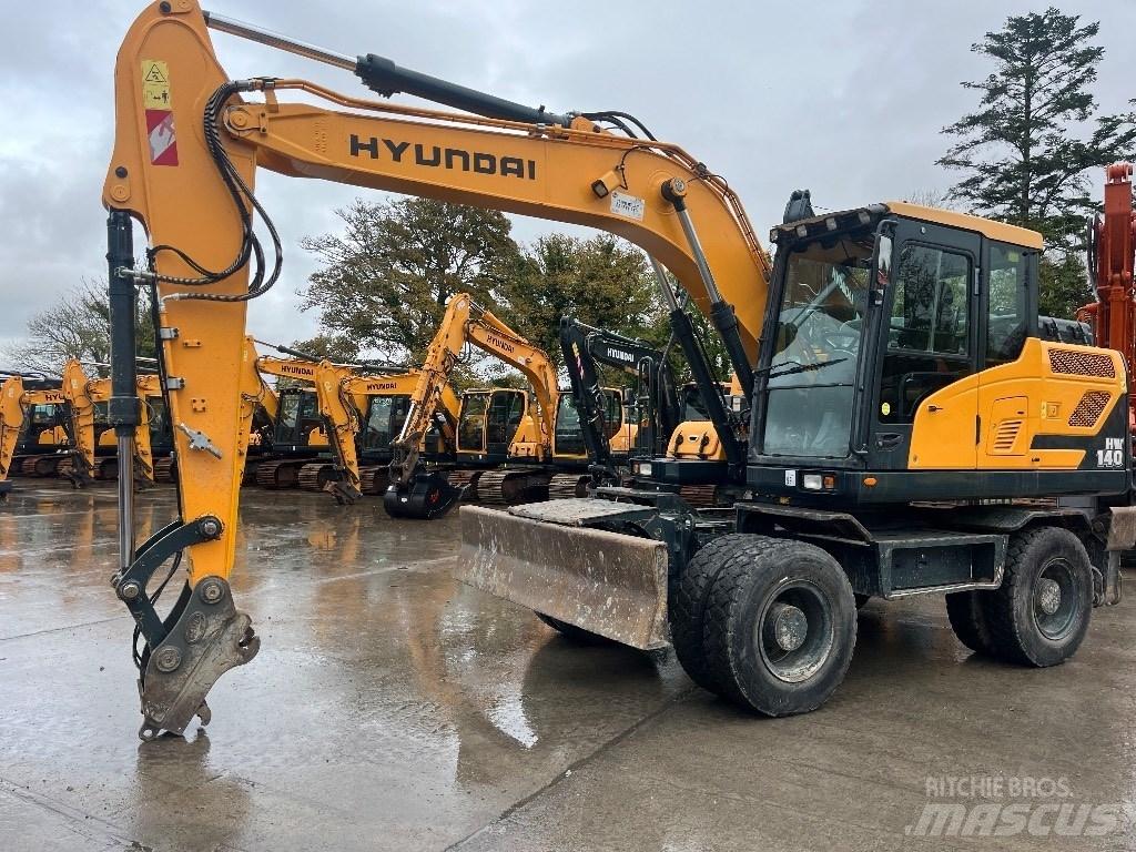 Hyundai HW140 Gumikerekes kotrók