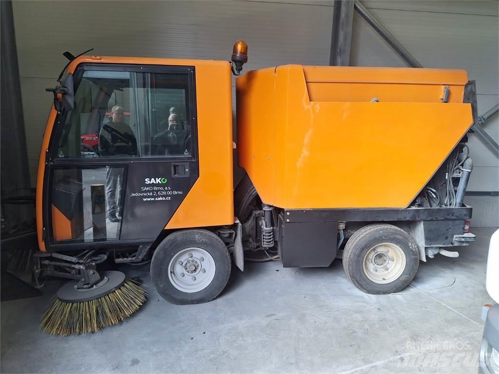 Bucher CC 2000 E2 Építőipar - Egyebek