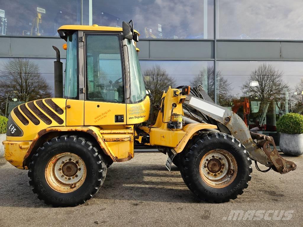 Volvo L 35 Gumikerekes homlokrakodók