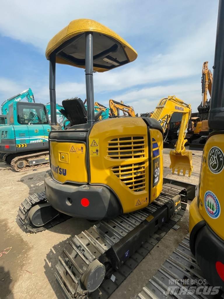 Komatsu PC30 Mini kotrók < 7t