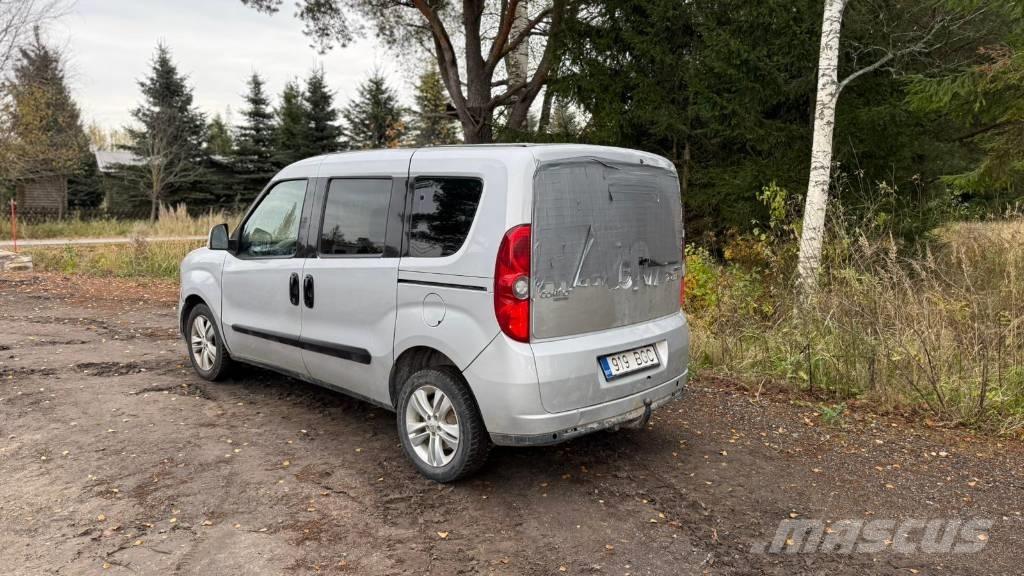 Opel Combo Kistehergépjárművek